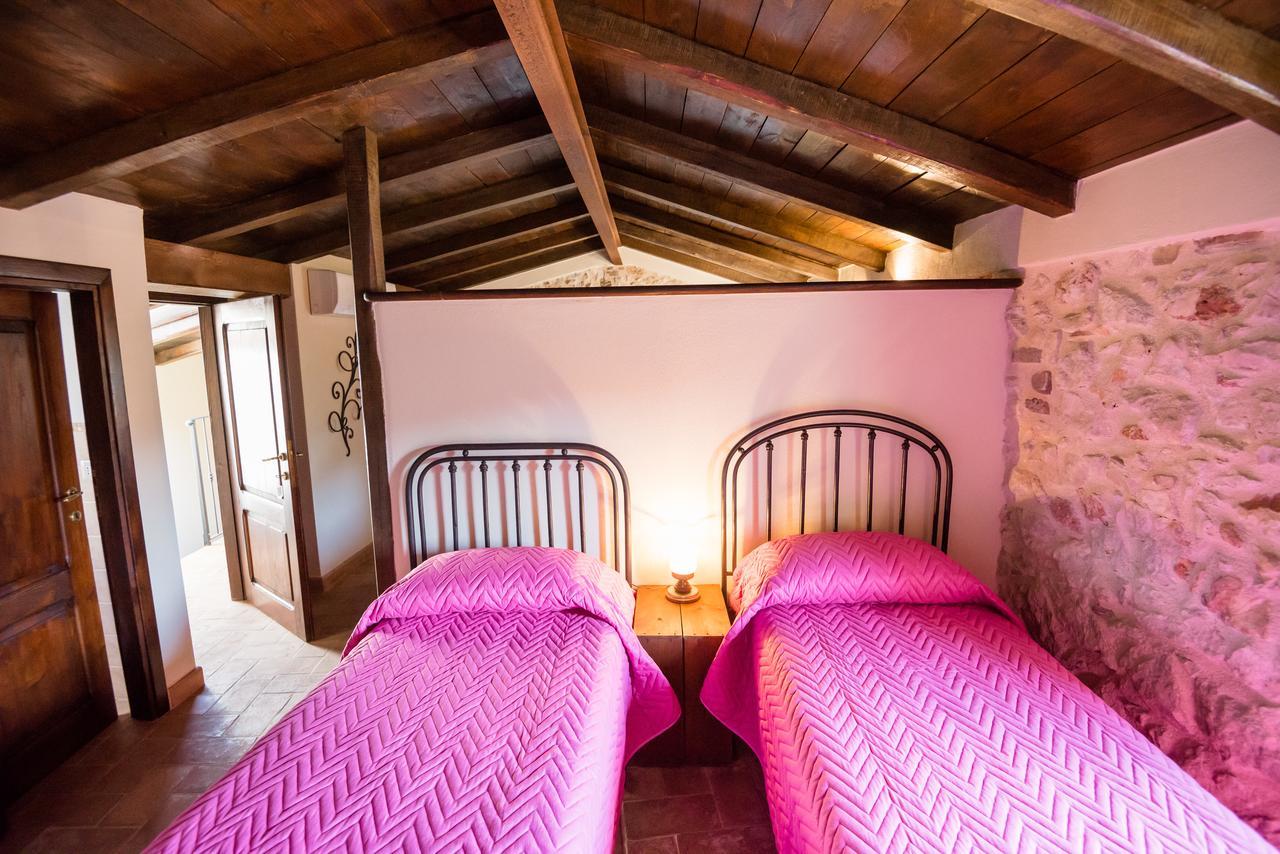 Nena Al Borgo Castello Bed & Breakfast Pico ภายนอก รูปภาพ