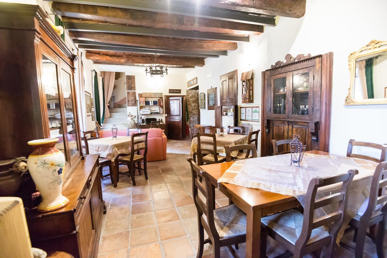 Nena Al Borgo Castello Bed & Breakfast Pico ภายนอก รูปภาพ
