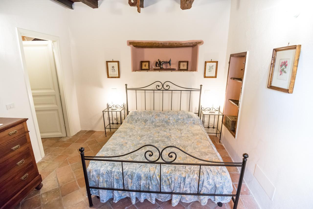 Nena Al Borgo Castello Bed & Breakfast Pico ภายนอก รูปภาพ